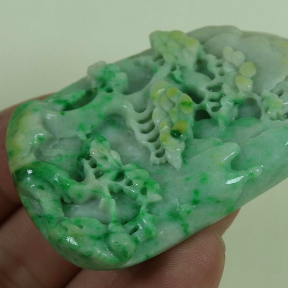 Cert'd Green 100% Natural A Jade jadeite Pendant Carved landscape - Picture 5 of 11